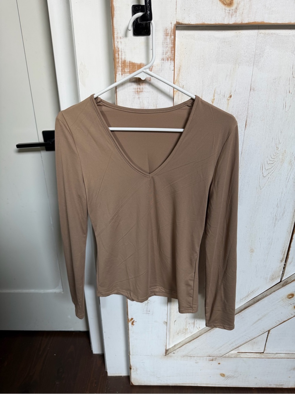 SHEIN Taupe V-Neck Long Sleeve Top 0184